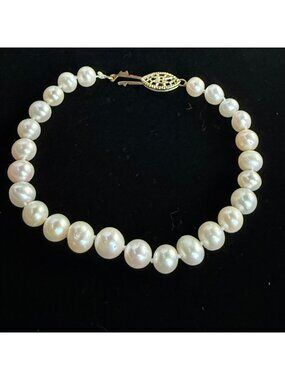 Vintage Hand-Knotted Freshwater Pearl Bracelet – 14/20 Gold Filled Clasp